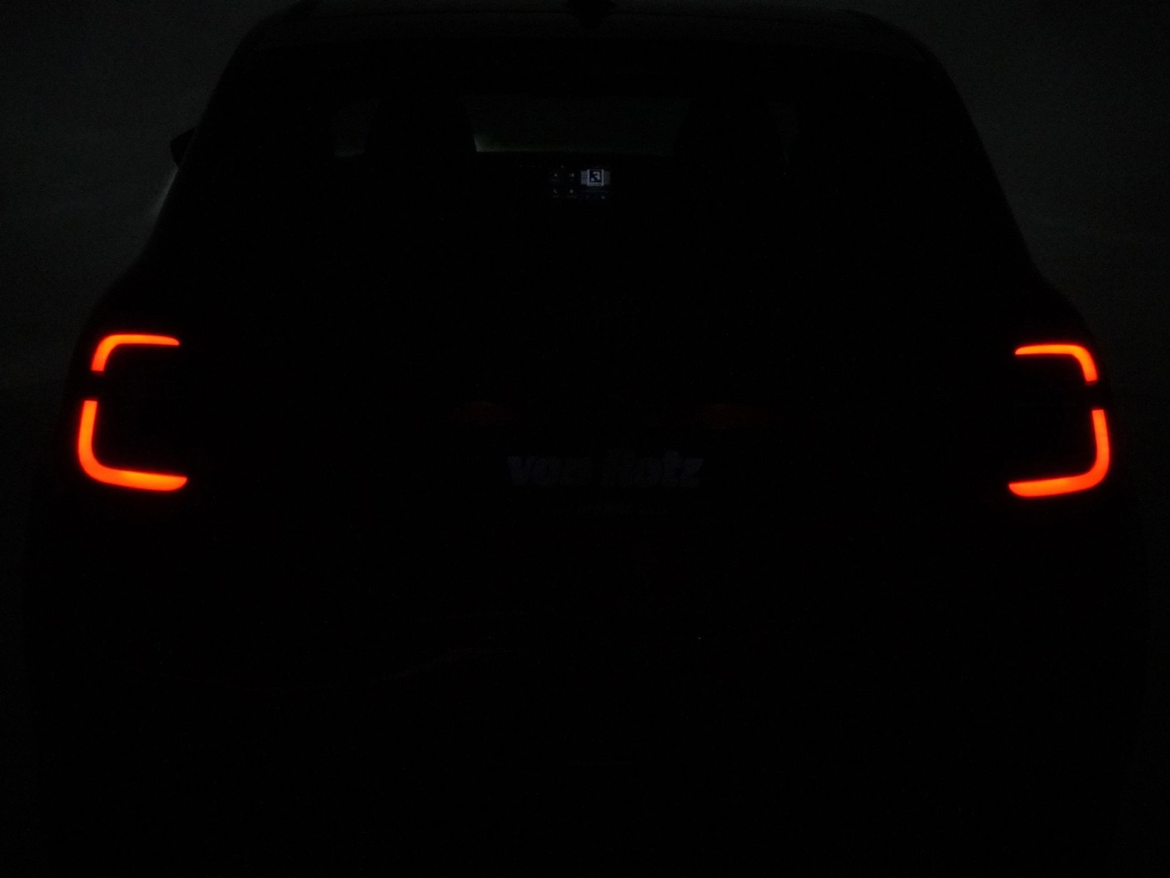 FIAT 600e La Prima-image-3