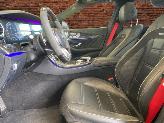 MERCEDES-BENZ E 63 AMG S 4 Matic-image-10