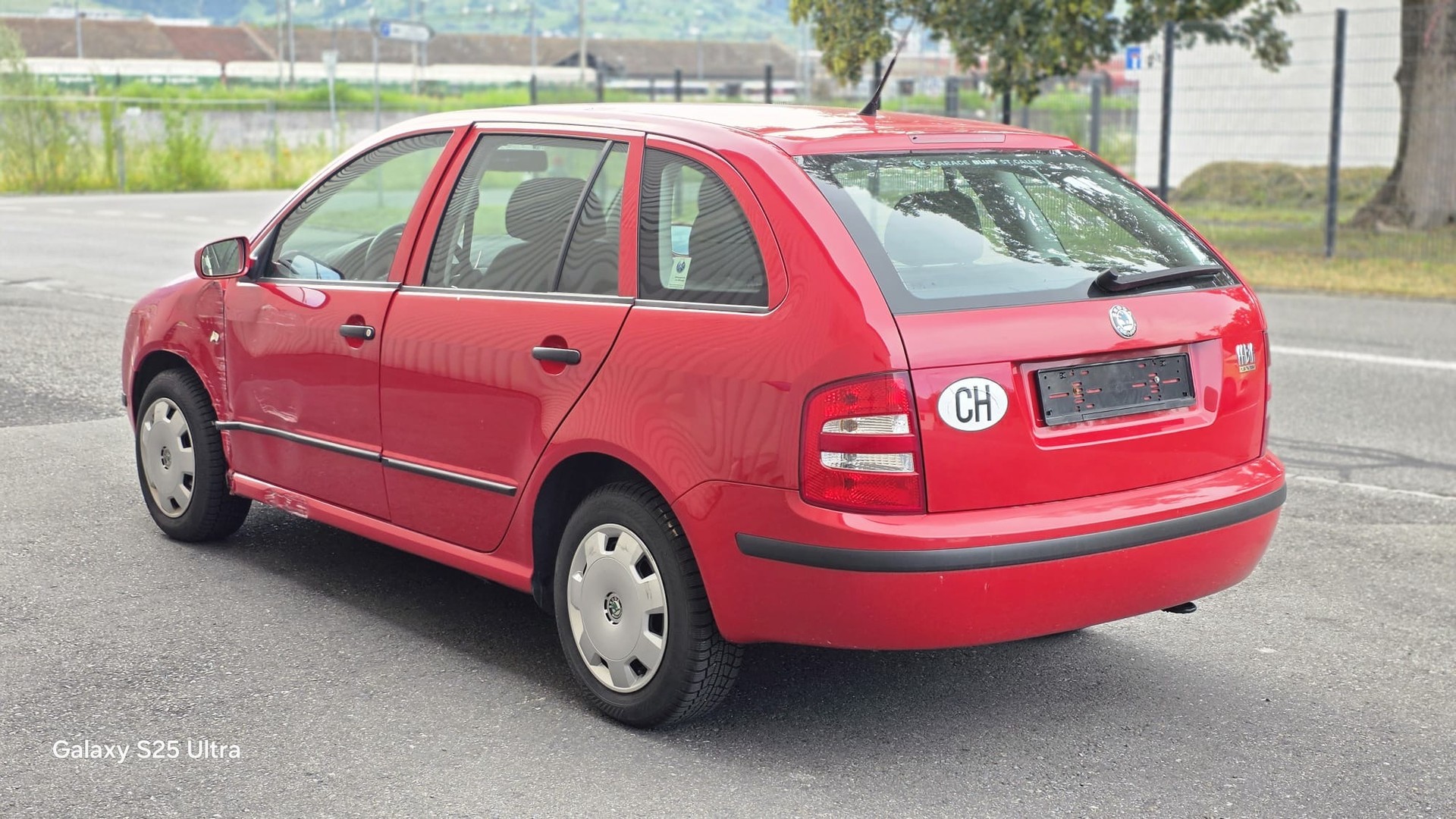 SKODA Fabia 1.4 16V Elegance-image-3