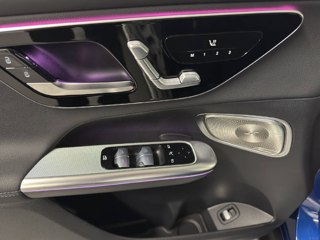MERCEDES-BENZ GLC 300 de AMG Line 4Matic EQ Star-image-5