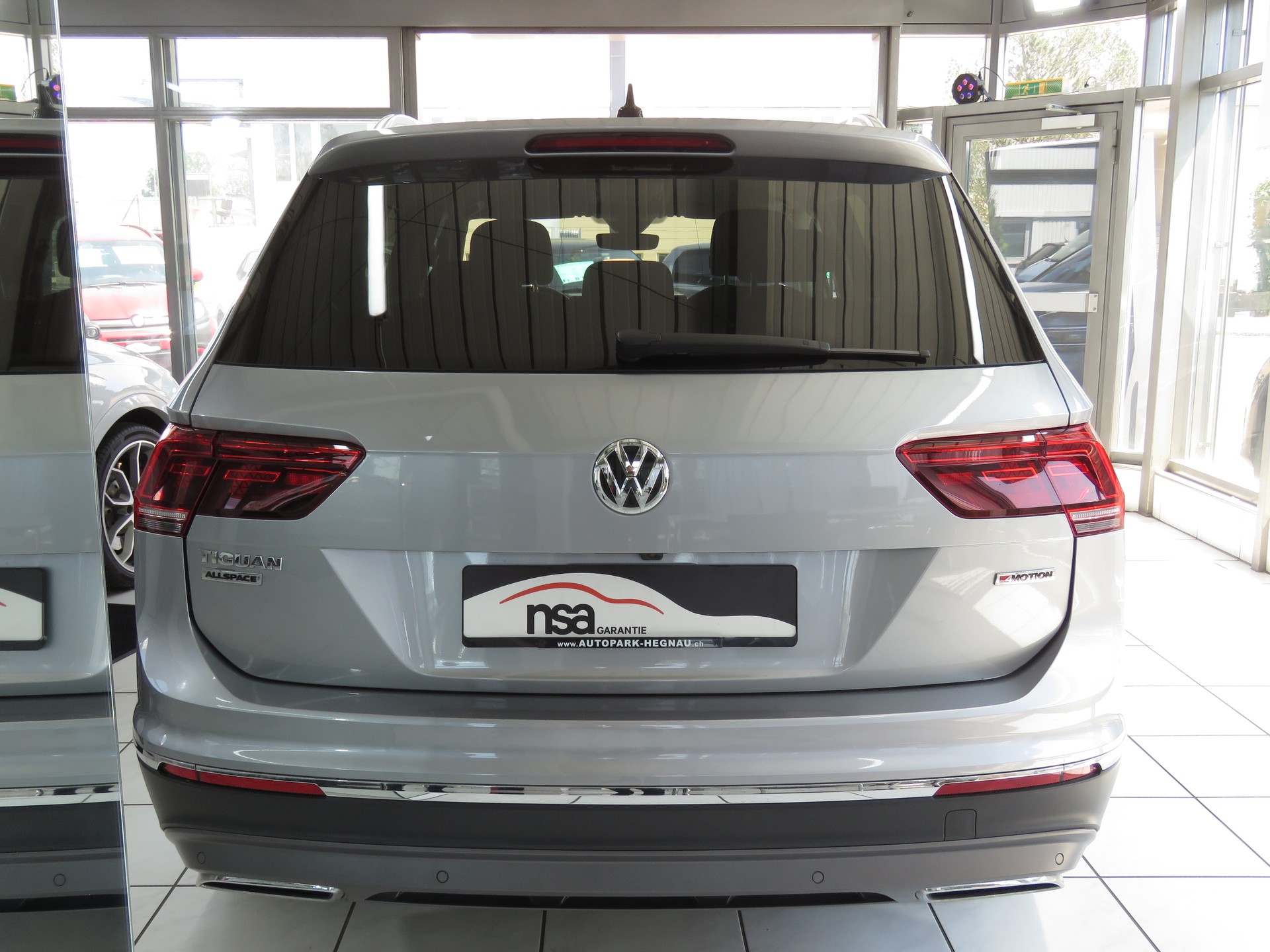 VW Tiguan Allspace 2.0TSI Highline 4Motion DSG-image-4