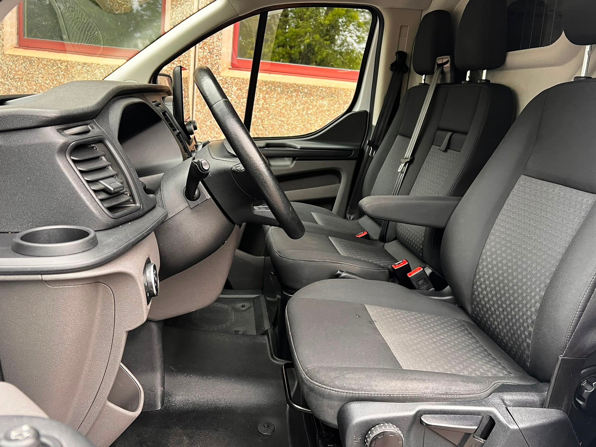 FORD Transit Custom Van 280 L1H1Trend-image-8