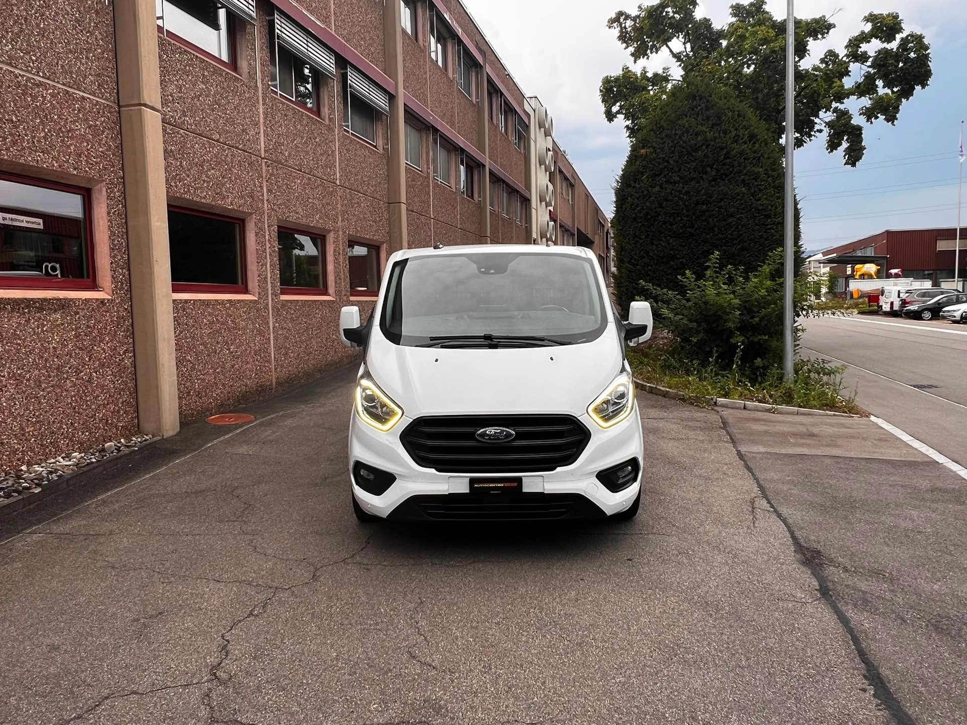 FORD Transit Custom Van 280 L1H1Trend-image-1