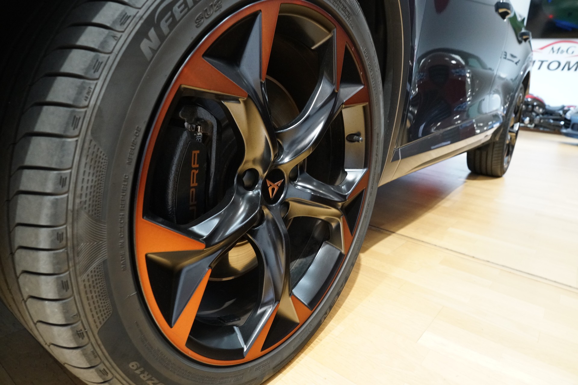CUPRA Formentor 2.0TSI VZ 4Drive DSG 5-Jahre Garantie-image-3
