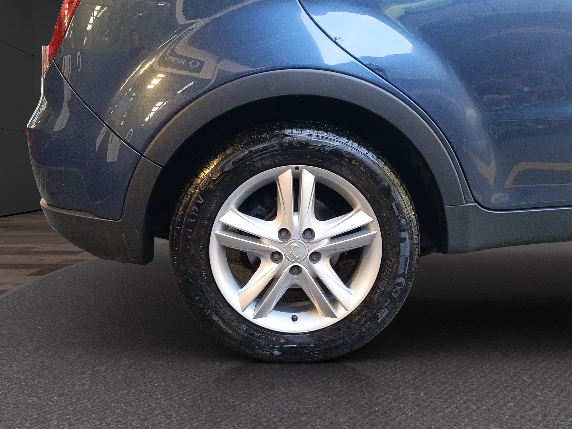 KGM-SsangYong Korando 2.0 e-XDI Sapphire 4WD Automatic-image-19