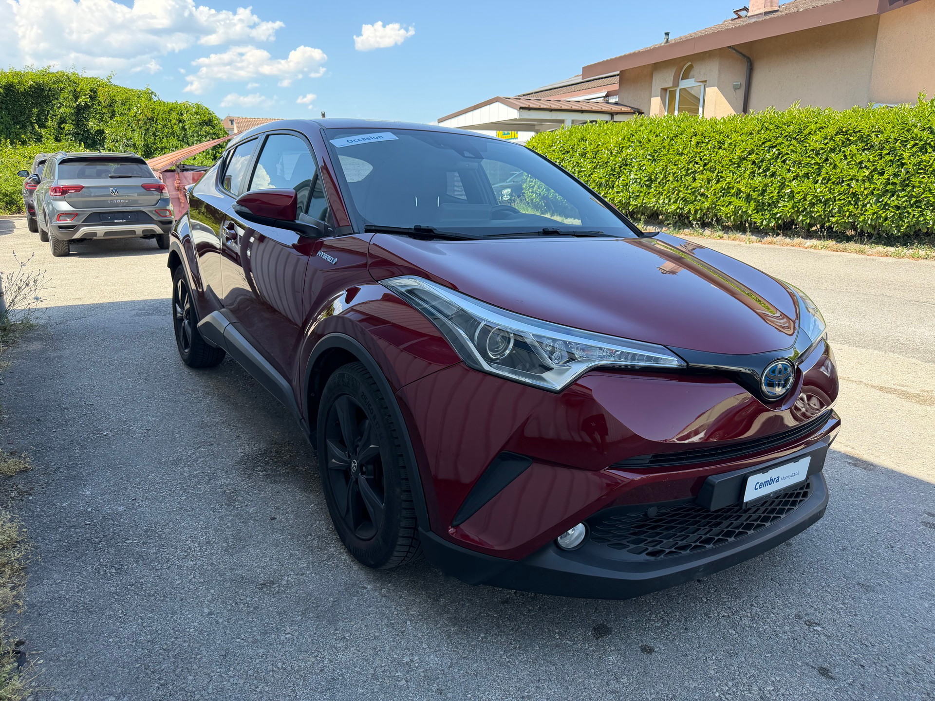 TOYOTA C-HR 1.8 HSD Comfort CVT-image-2