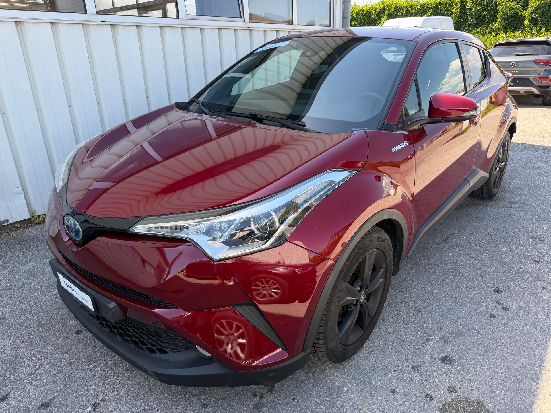TOYOTA C-HR 1.8 HSD Comfort CVT-image-0