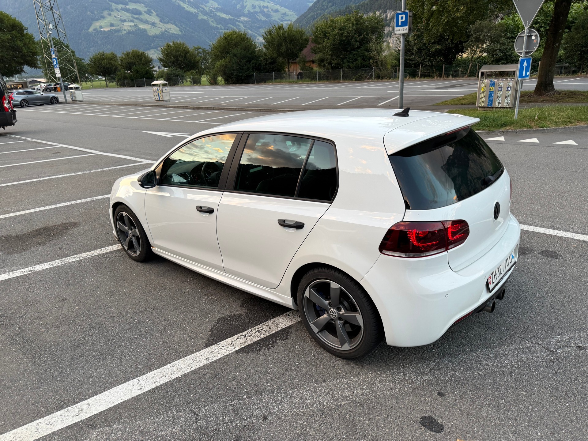 VW Golf 2.0 R ABT ORIGINAL 🚀-image-2