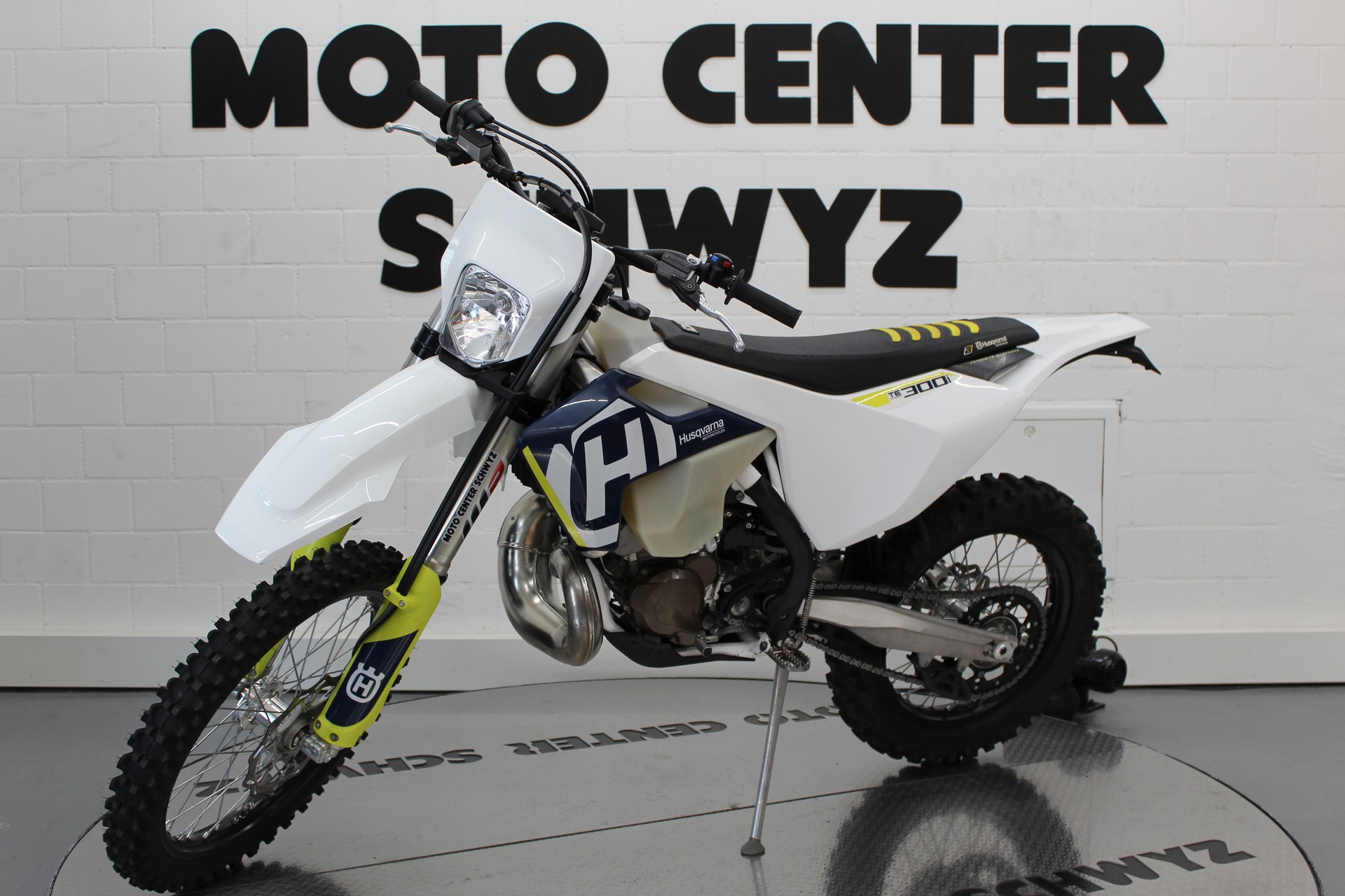 HUSQVARNA TE 300i-image-4