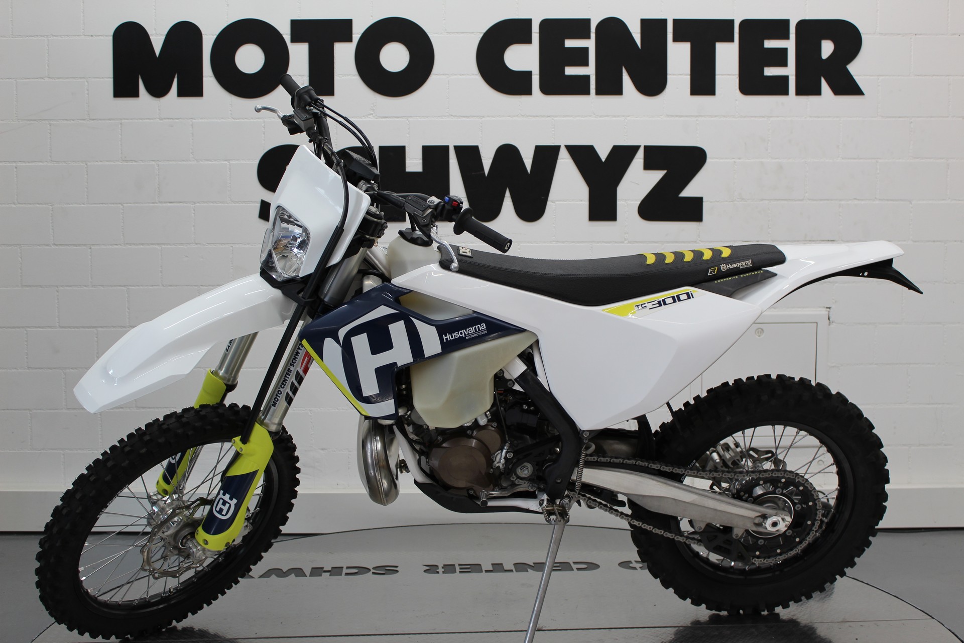 HUSQVARNA TE 300i-image-5
