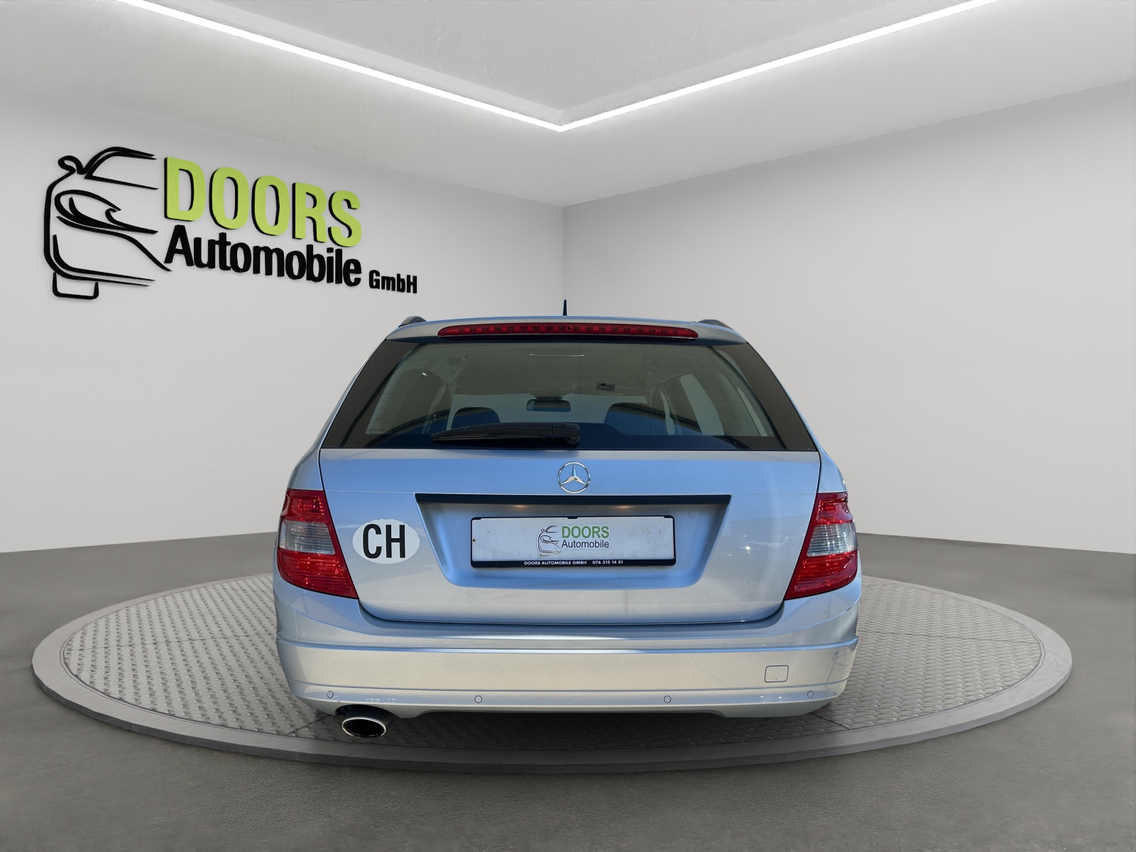 MERCEDES-BENZ C 220 CDI BlueEfficiency Automatic-image-4