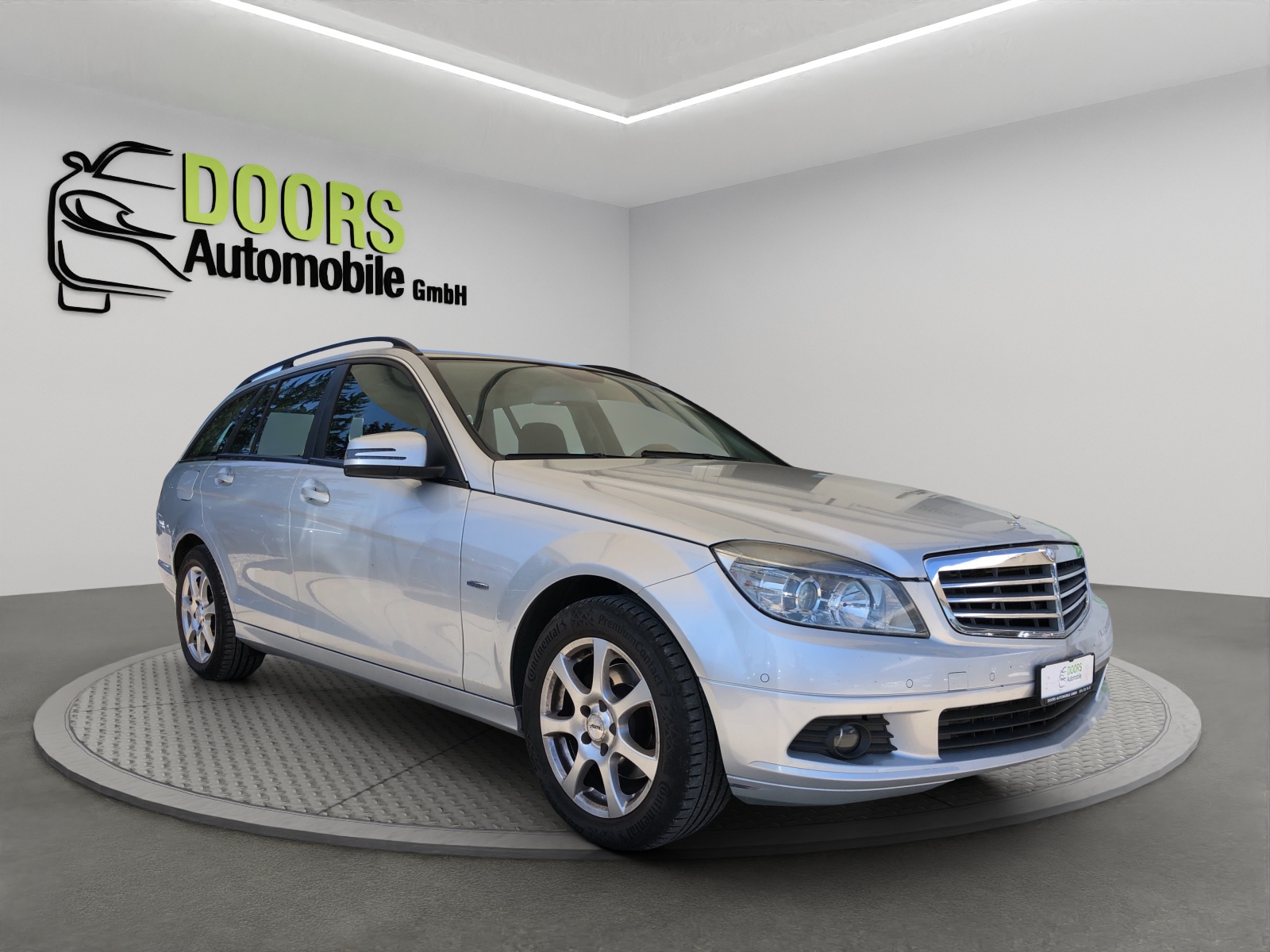 MERCEDES-BENZ C 220 CDI BlueEfficiency Automatic-image-0