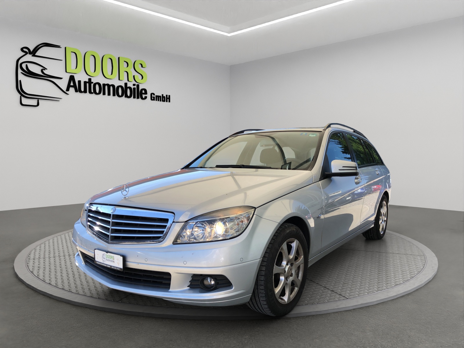 MERCEDES-BENZ C 220 CDI BlueEfficiency Automatic-image-2
