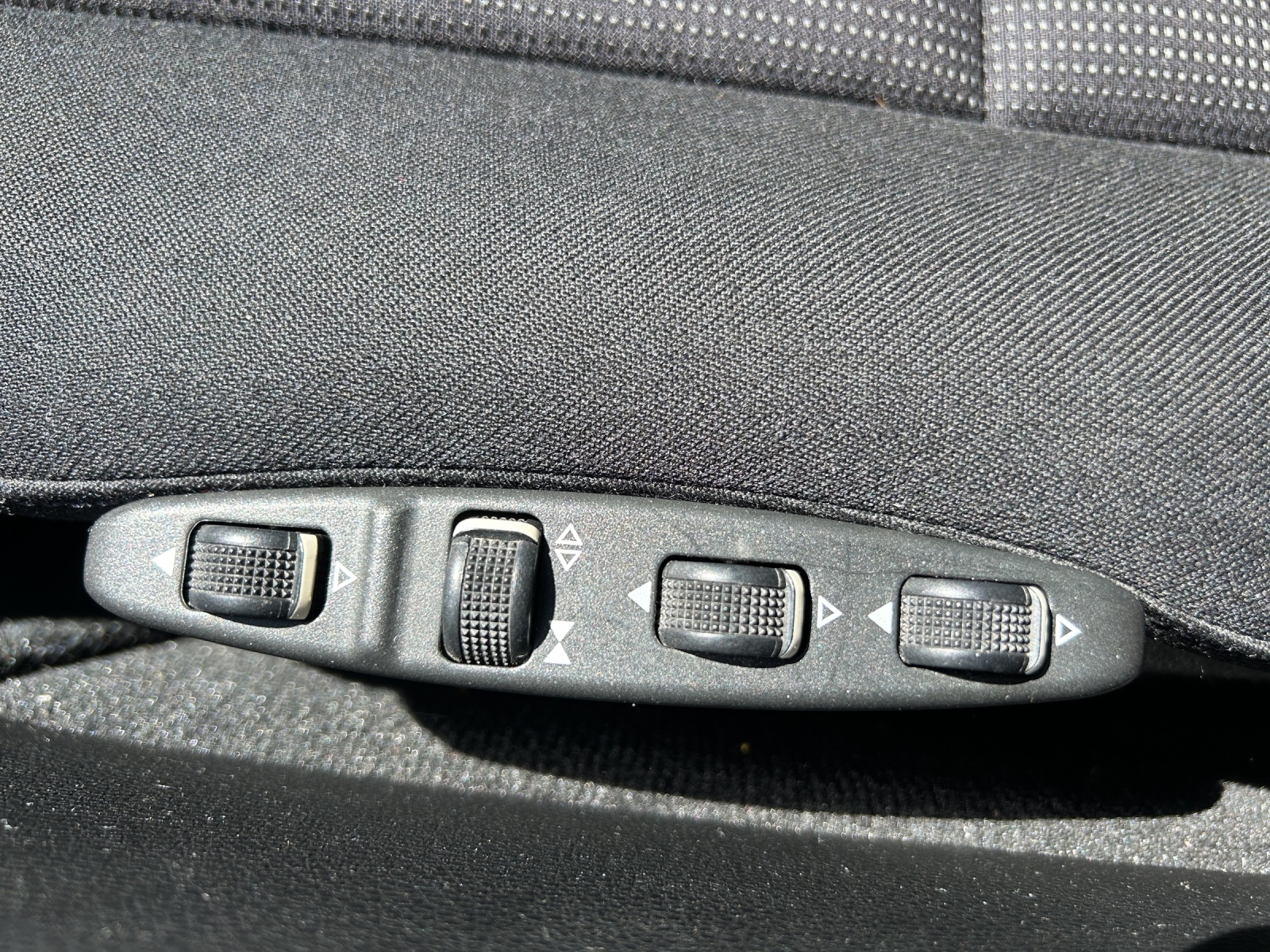 MERCEDES-BENZ C 220 CDI BlueEfficiency Automatic-image-20