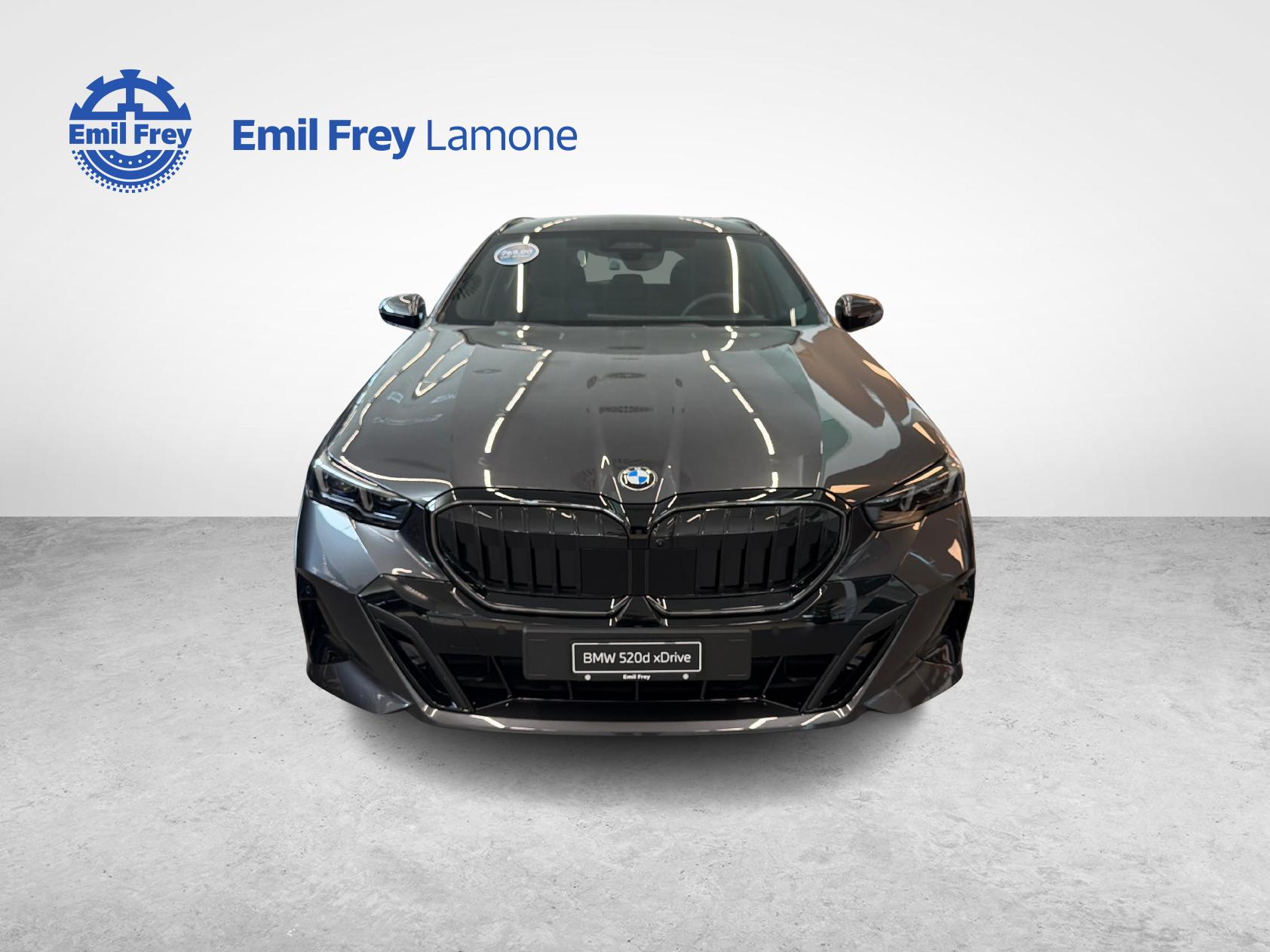 BMW 520d xDrive Touring-image-7