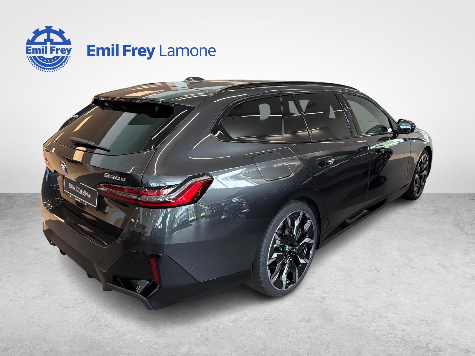 BMW 520d xDrive Touring-image-4