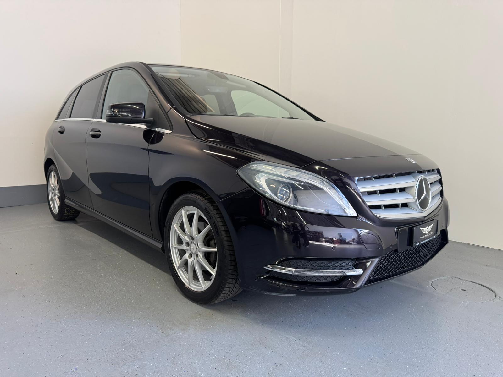 MERCEDES-BENZ B 180 7G-DCT-image-2