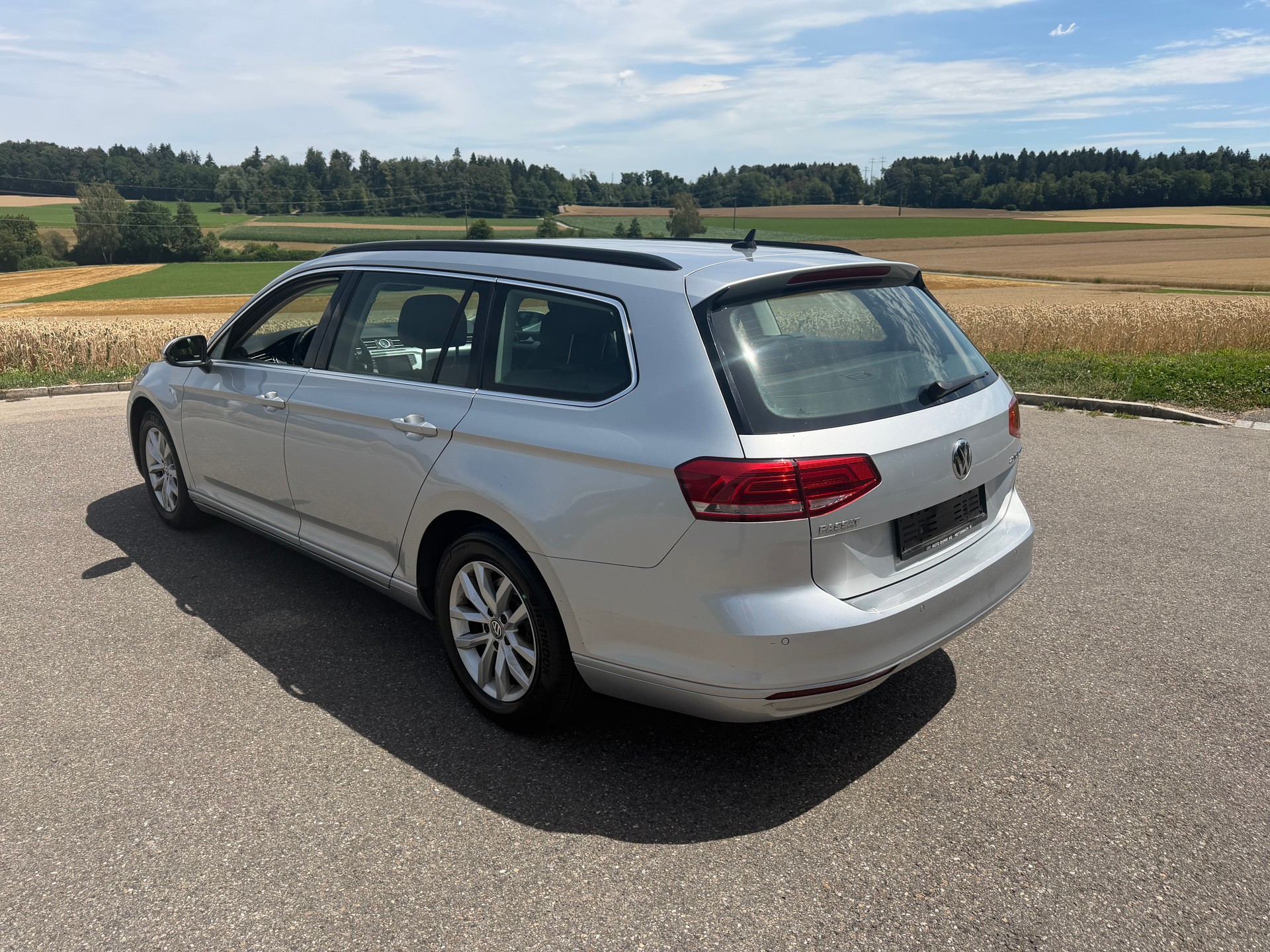 VW Passat Variant 2.0 TDI BMT Comfortline DSG-image-3