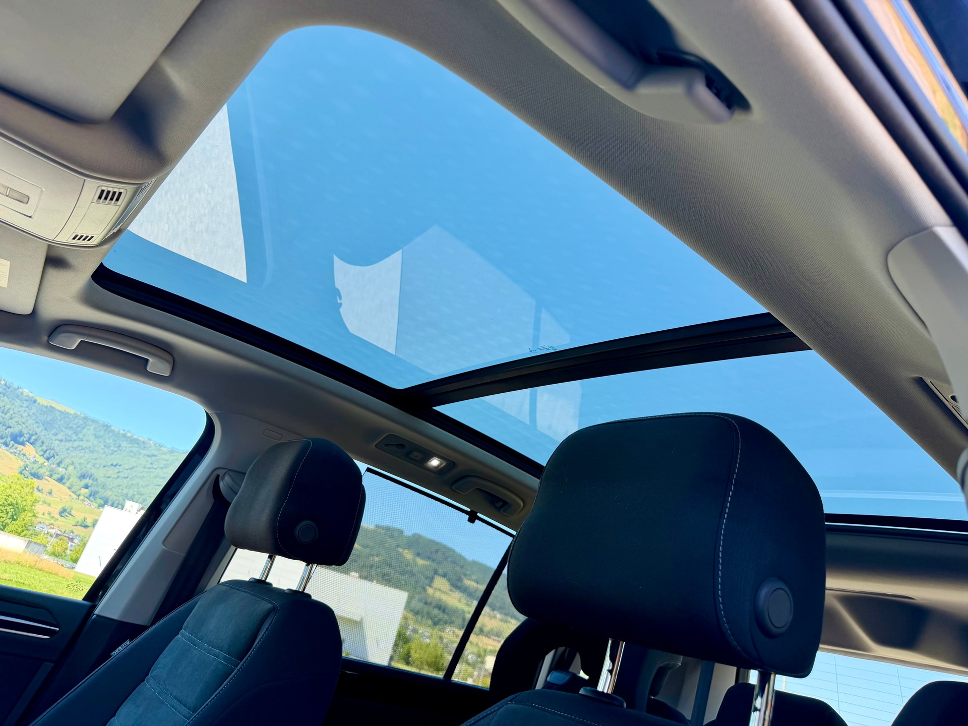 VW Touran 1.4 TSI BlueMotion Technology Highline DSG-image-10