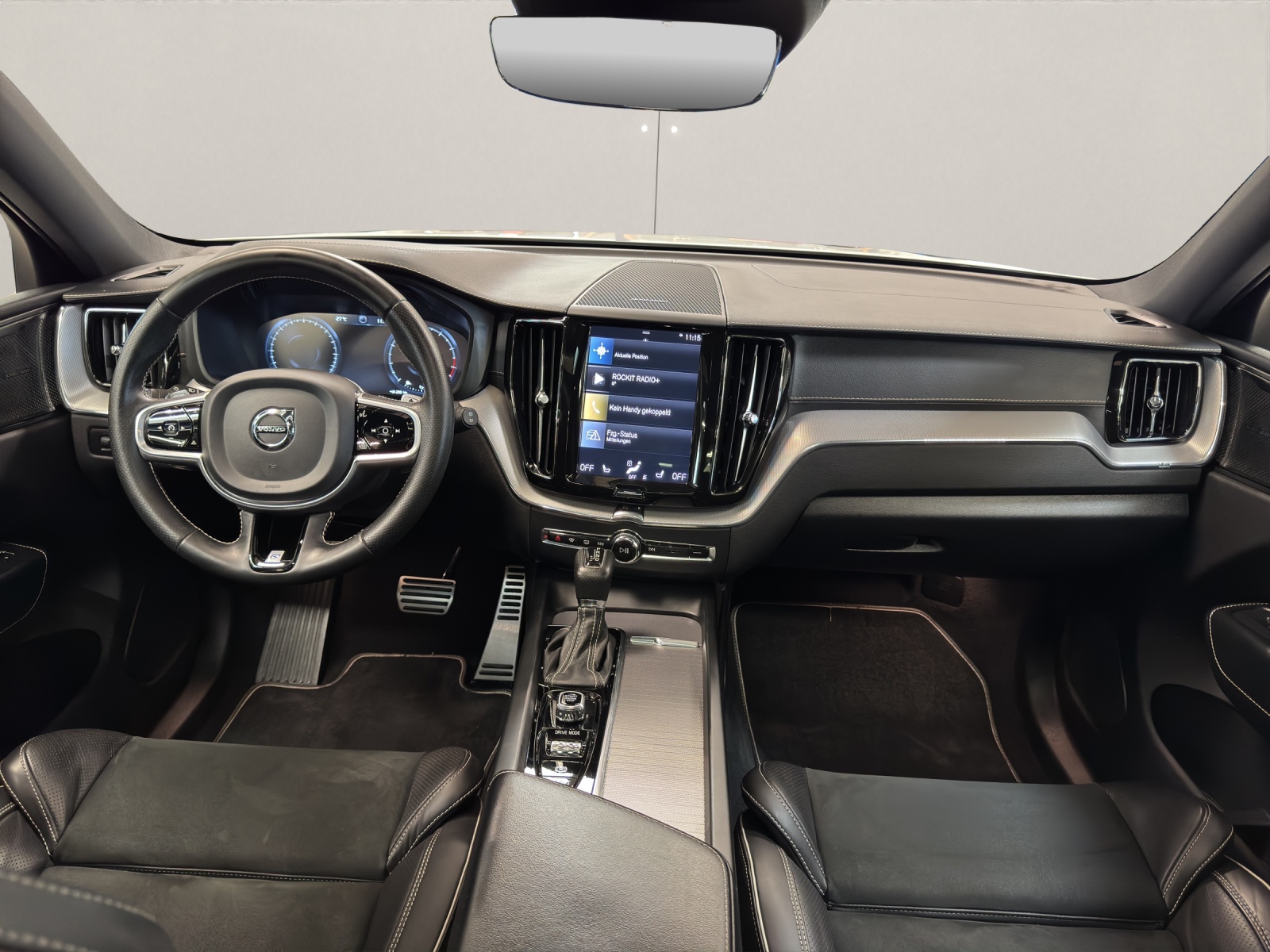 VOLVO XC60 2.0 T6 R-Design AWD-image-8