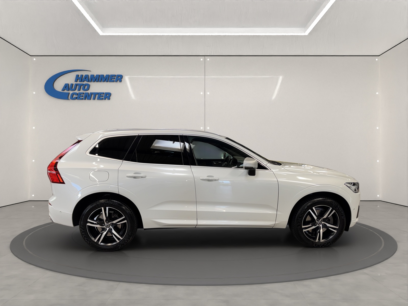 VOLVO XC60 2.0 T6 R-Design AWD-image-5