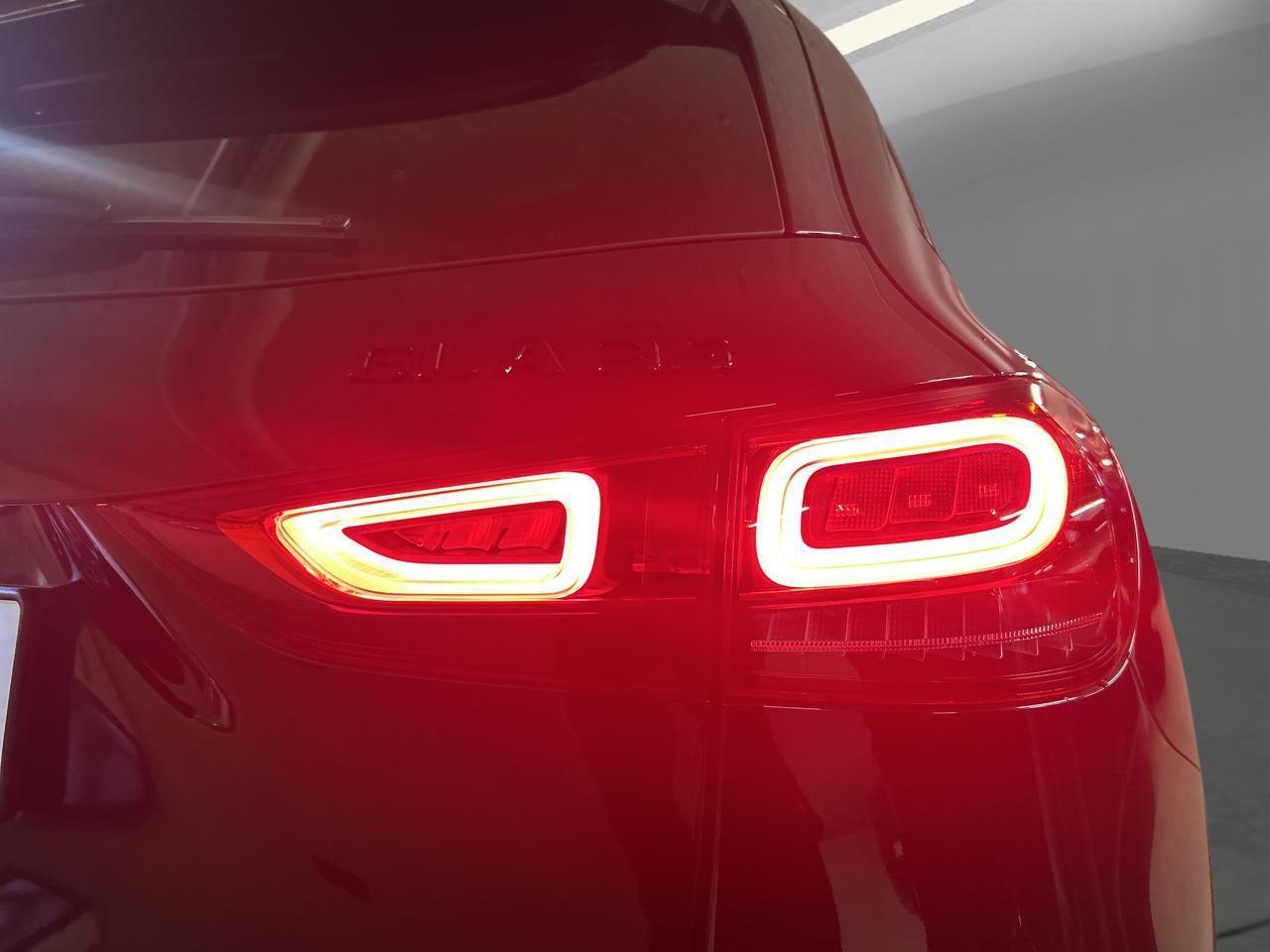MERCEDES-BENZ GLA 35 AMG 4matic-image-23