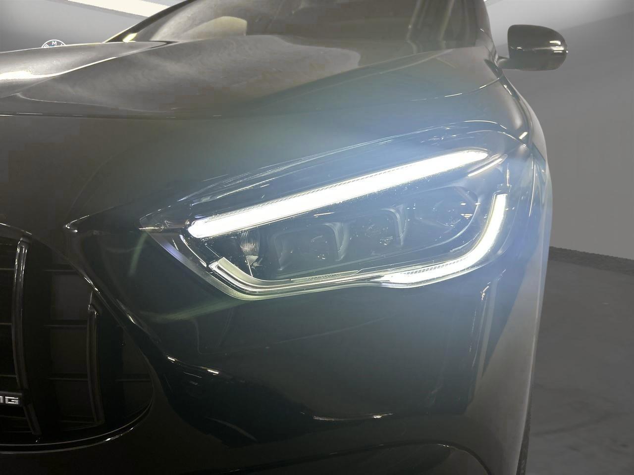 MERCEDES-BENZ GLA 35 AMG 4matic-image-5