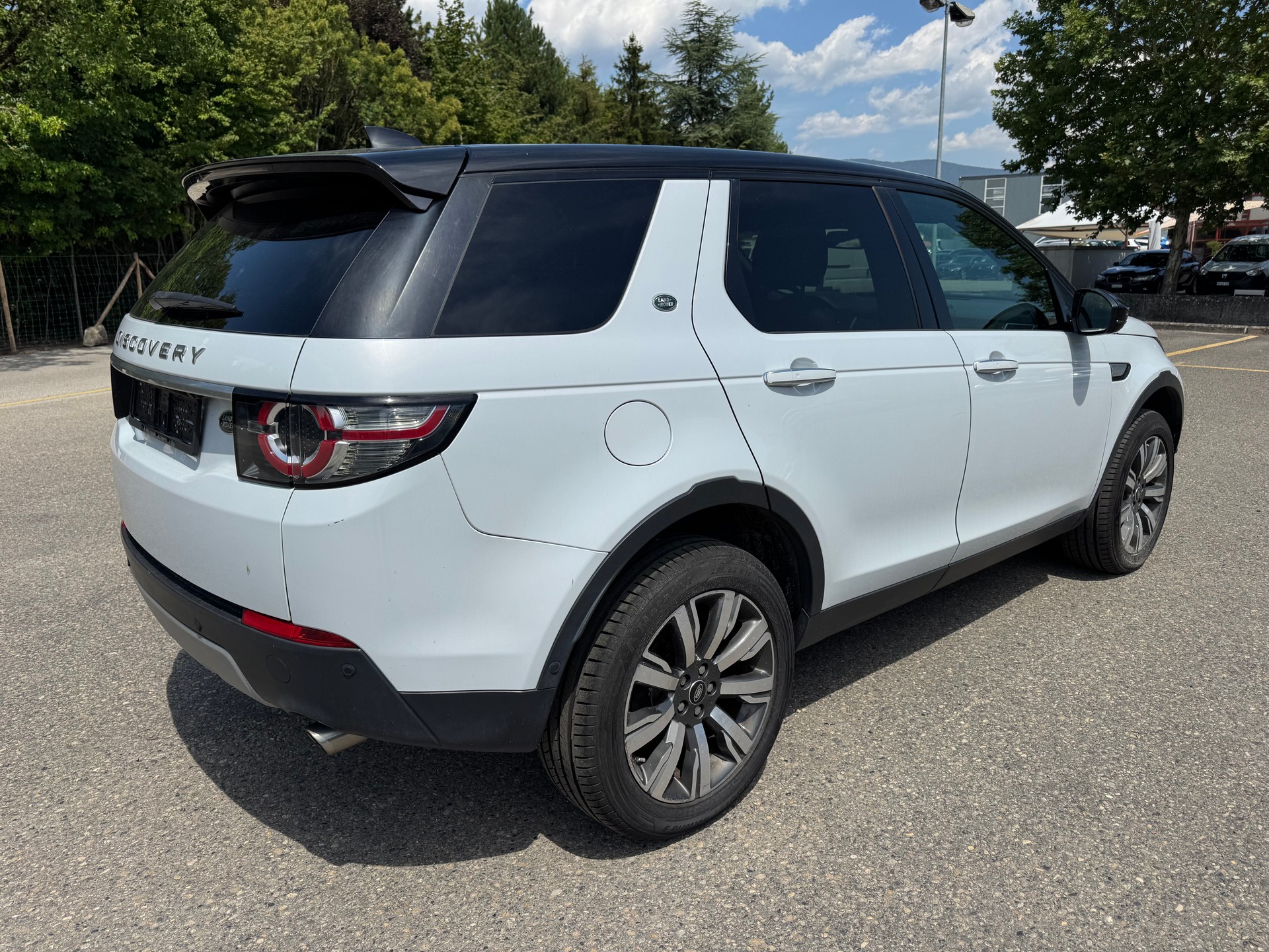 LAND ROVER Discovery Sport 2.0 TD4 Pure AT9-image-5