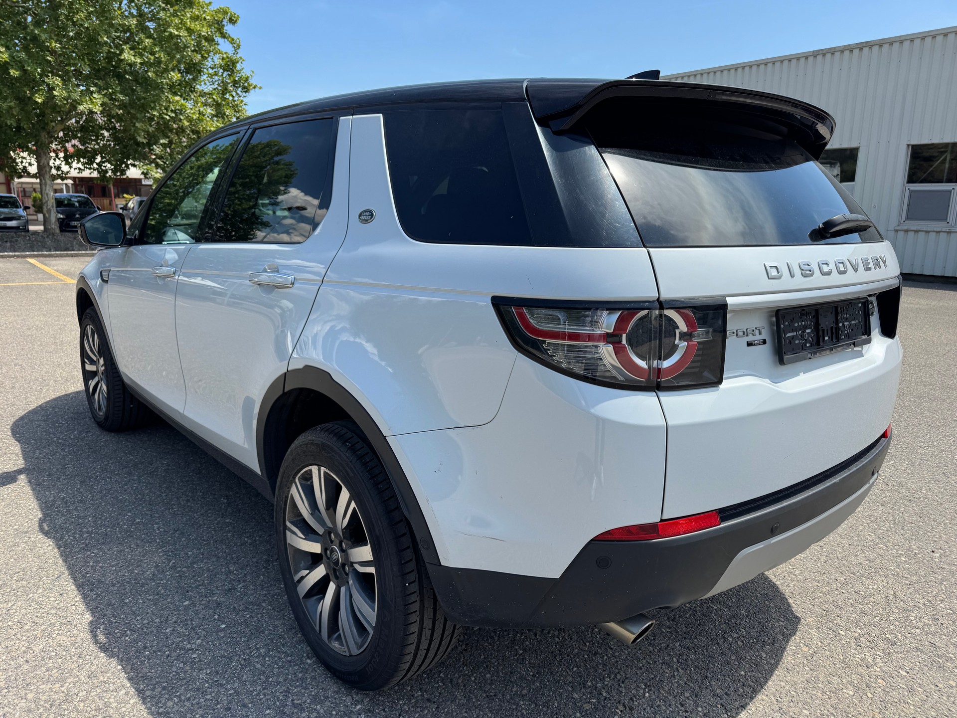 LAND ROVER Discovery Sport 2.0 TD4 Pure AT9-image-4
