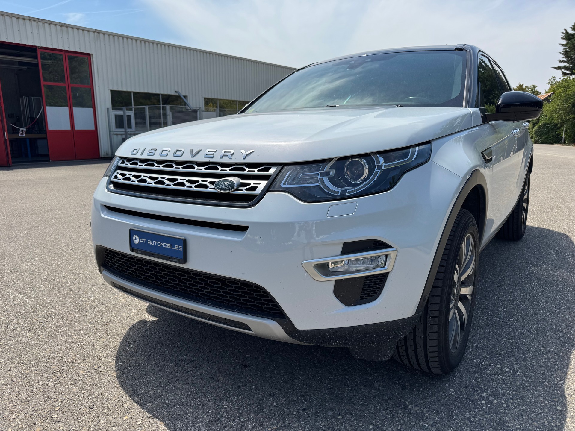 LAND ROVER Discovery Sport 2.0 TD4 Pure AT9-image-1