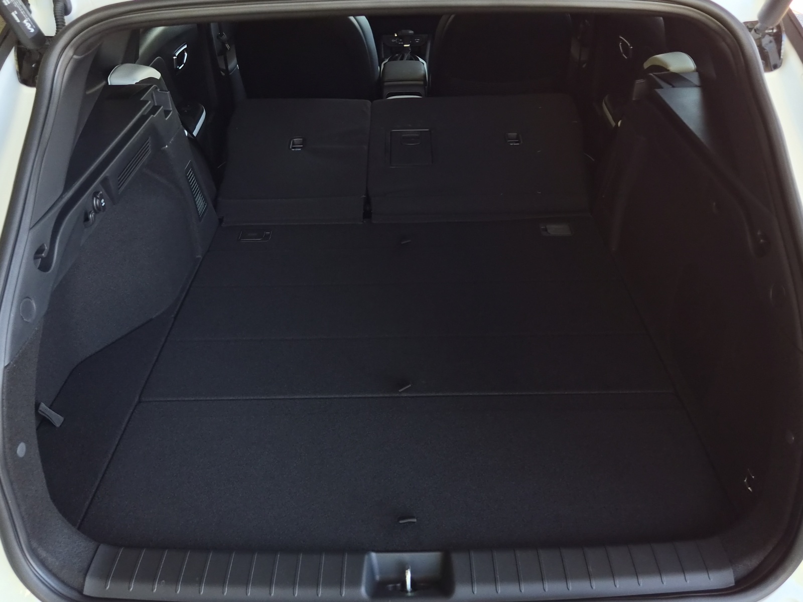 KIA K4 SW 1.6 T-GDi GT-Line-image-9