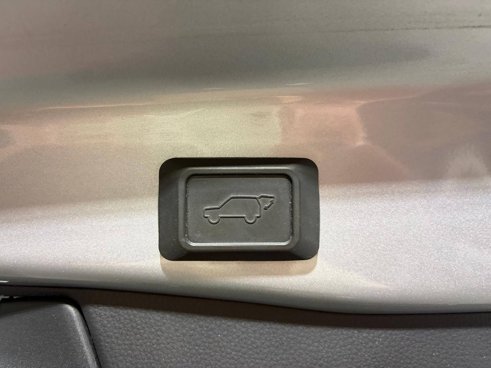 SUZUKI Across 2.5 Plug-in-Hybrid Compact Top E-CVT-image-27