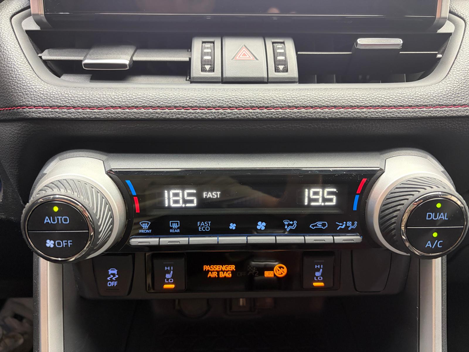 SUZUKI Across 2.5 Plug-in-Hybrid Compact Top E-CVT-image-23