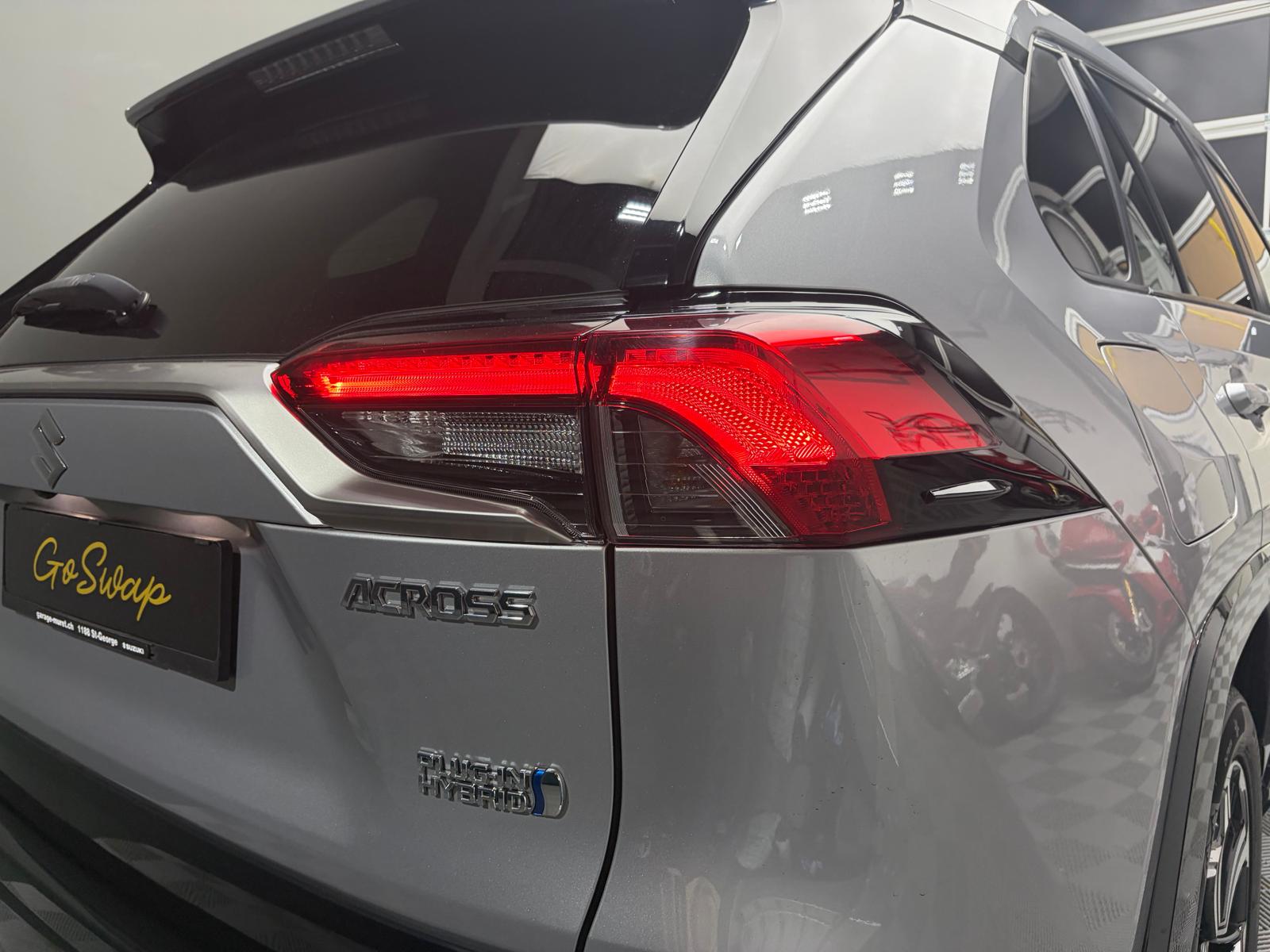 SUZUKI Across 2.5 Plug-in-Hybrid Compact Top E-CVT-showroom-element-3
