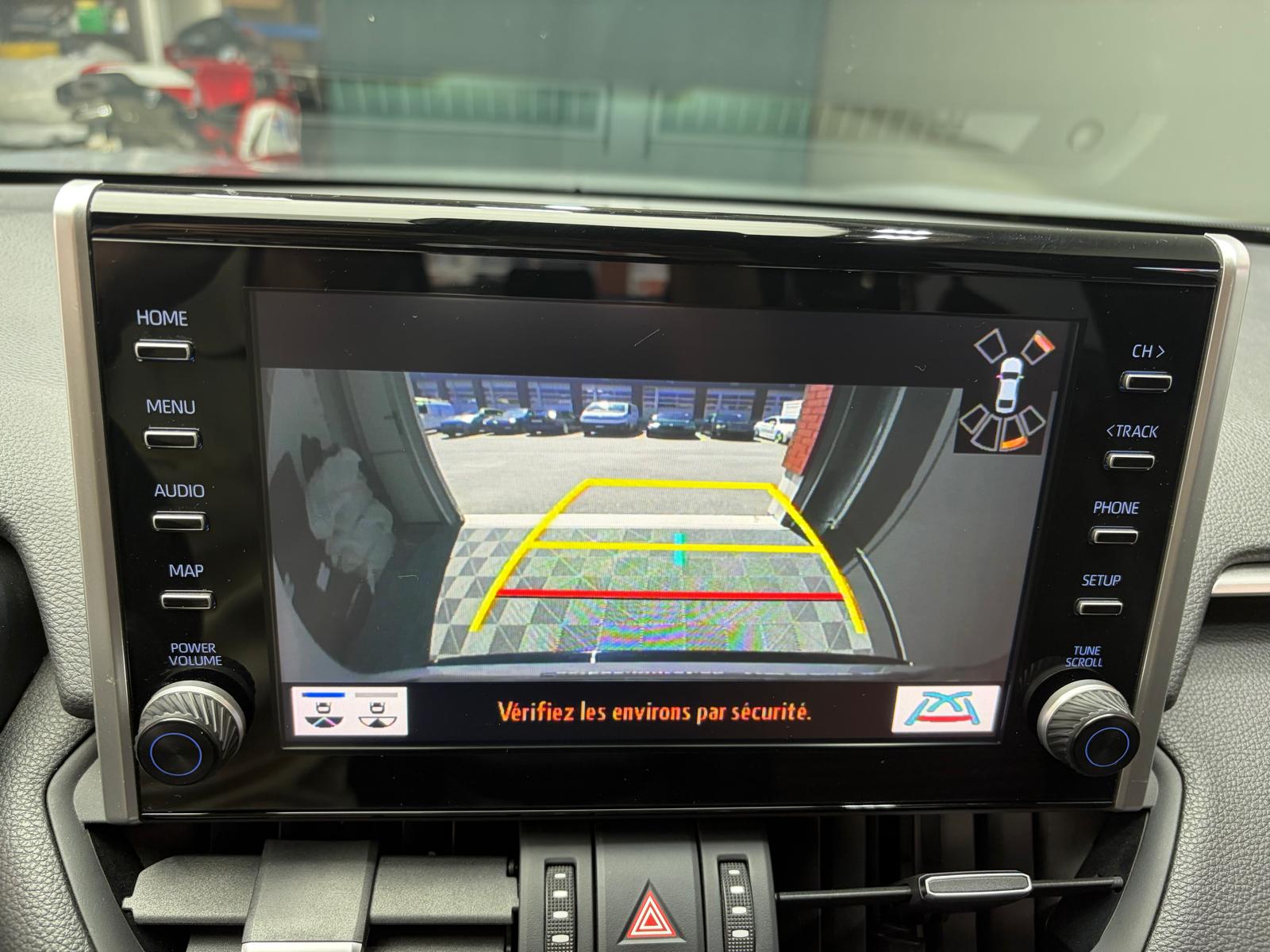 SUZUKI Across 2.5 Plug-in-Hybrid Compact Top E-CVT-image-21