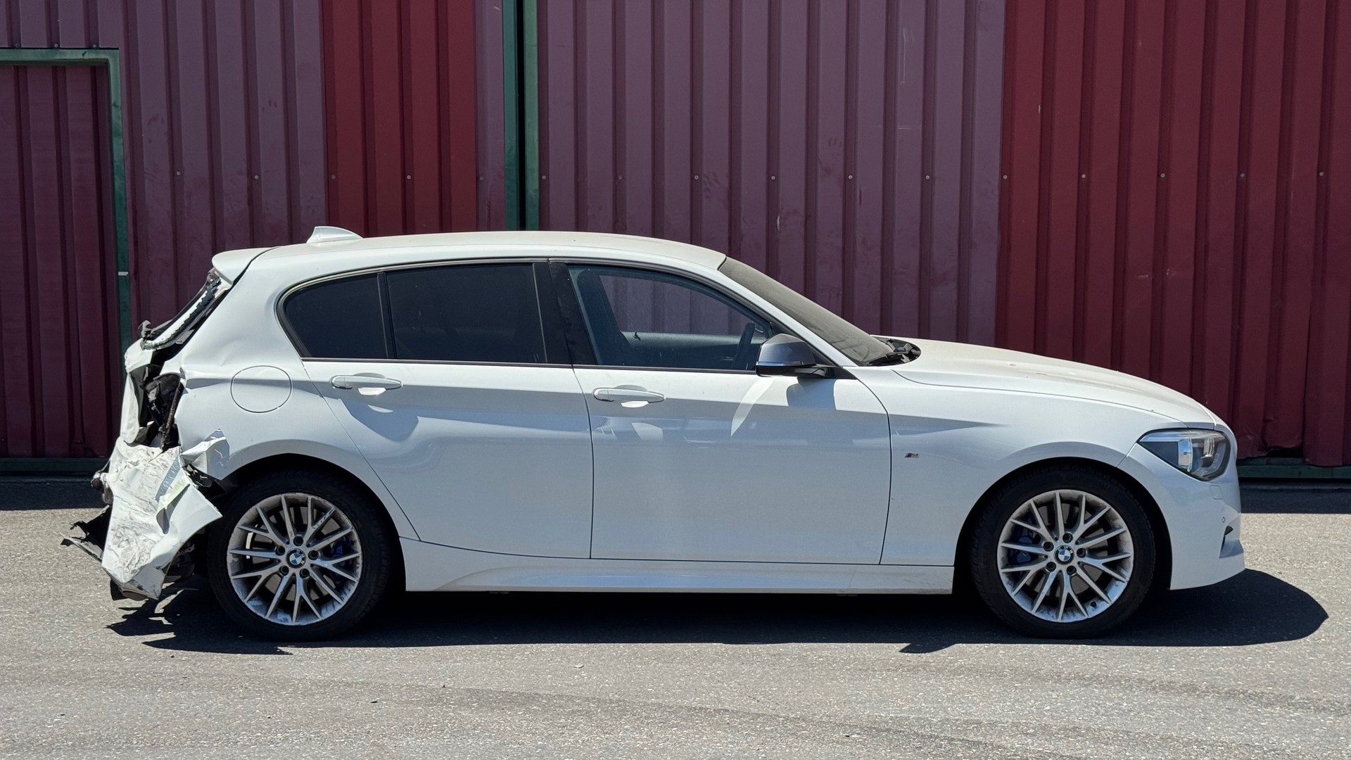 BMW M135i xDrive Steptronic-image-4