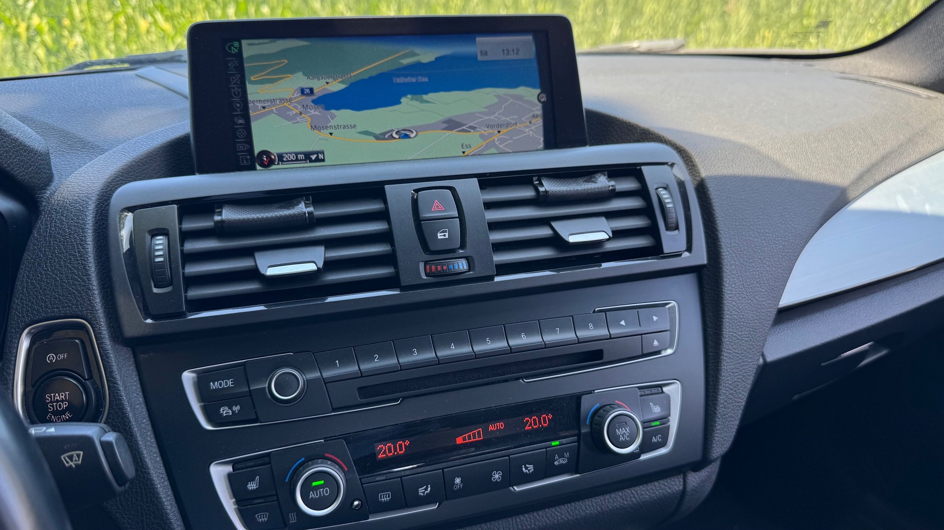 BMW M135i xDrive Steptronic-image-14