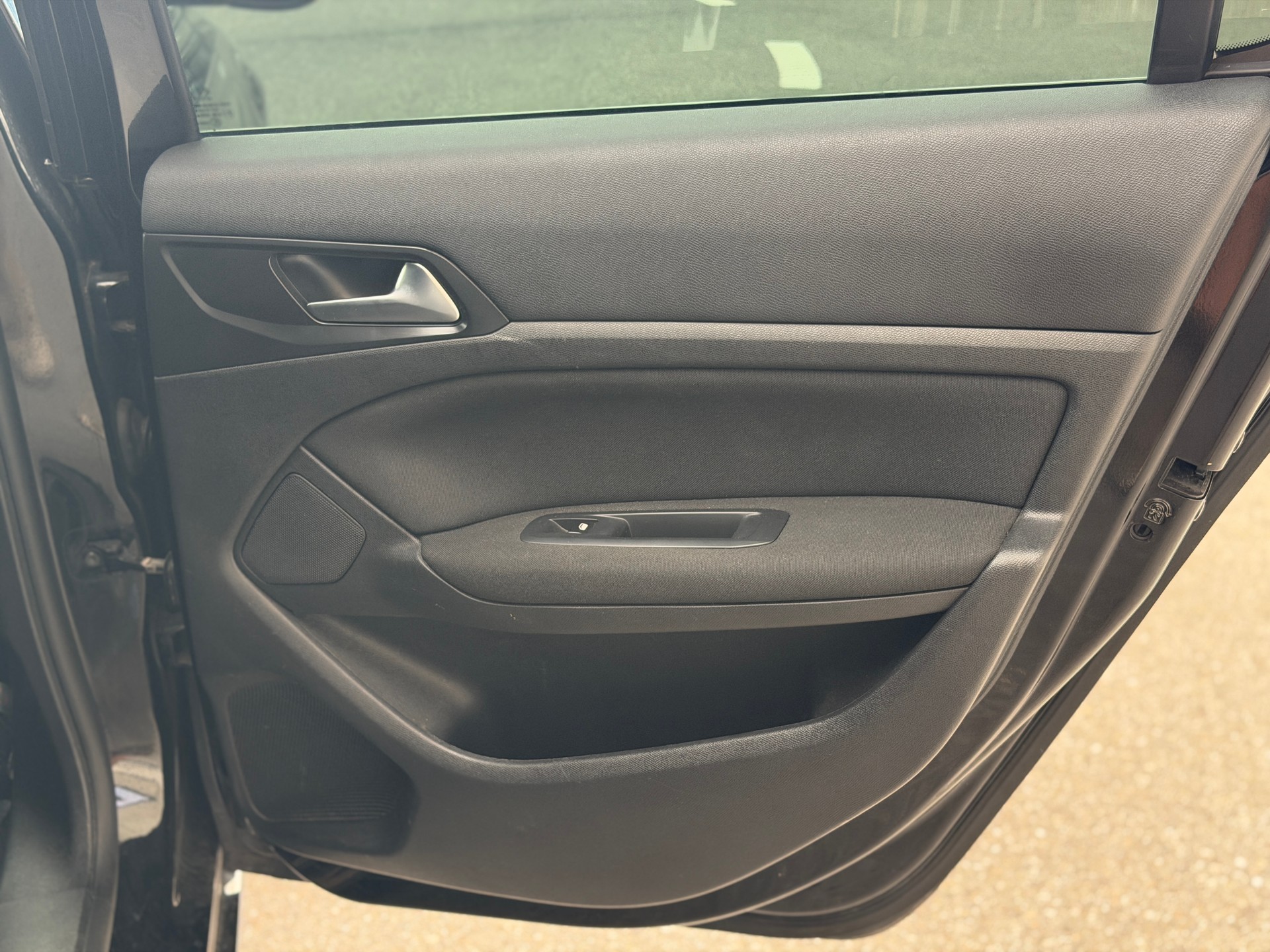 PEUGEOT 308 2.0 BlueHDI Active Automatic-image-22