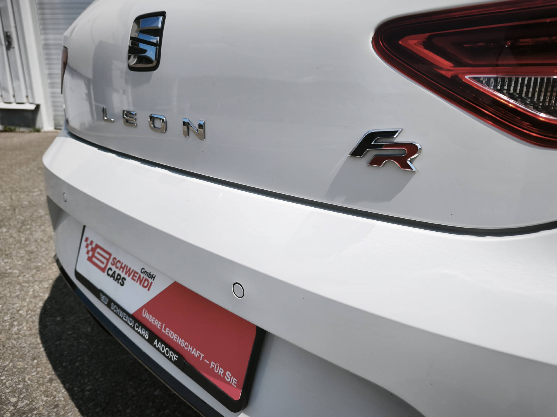SEAT Leon 1.4 TSI 150 ACT FR DSG-image-11