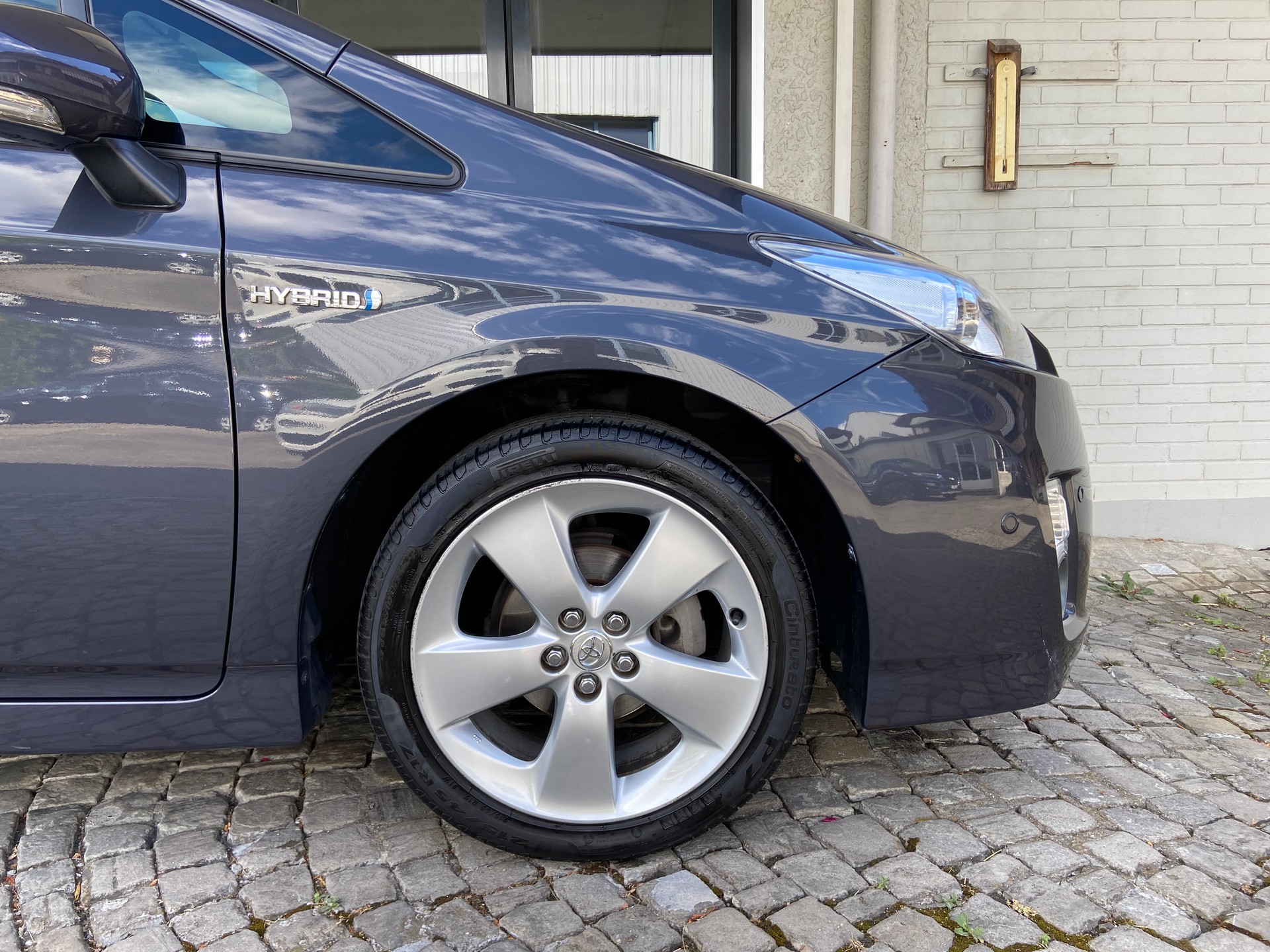 TOYOTA Prius 1.8 16V HSD Sol-image-2