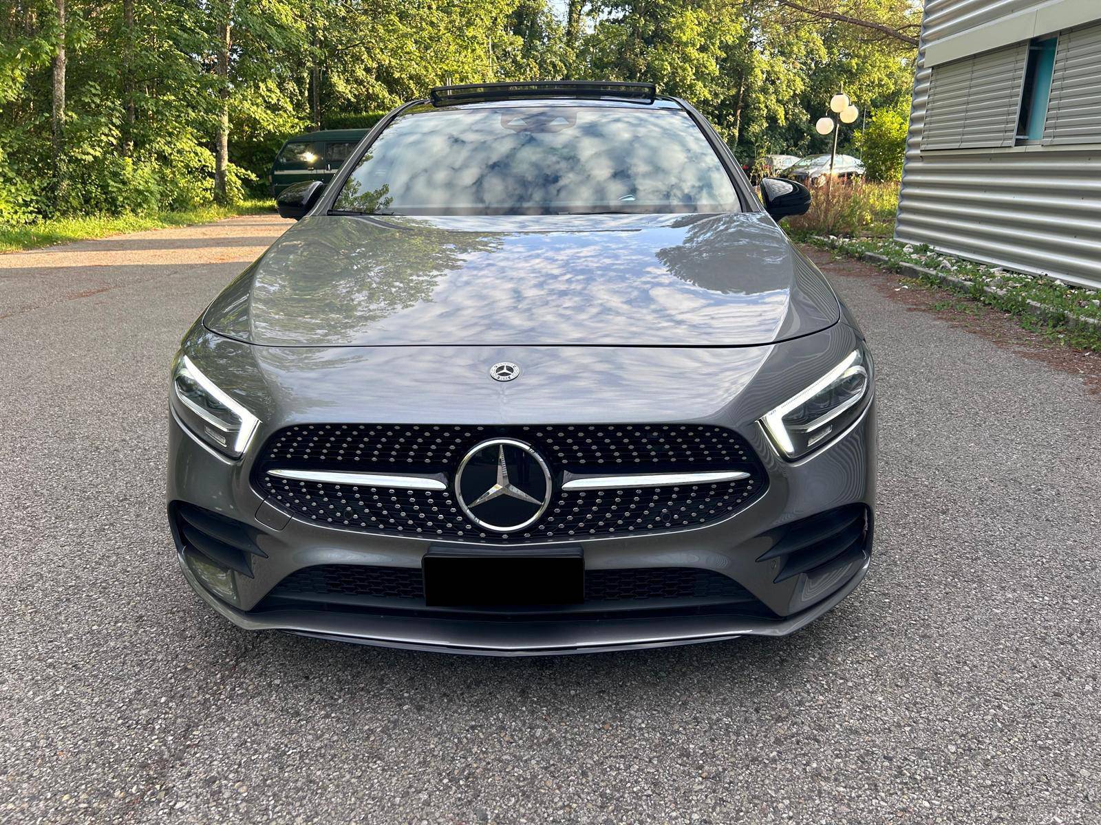 MERCEDES-BENZ A 200 AMG Line 4m-image-1
