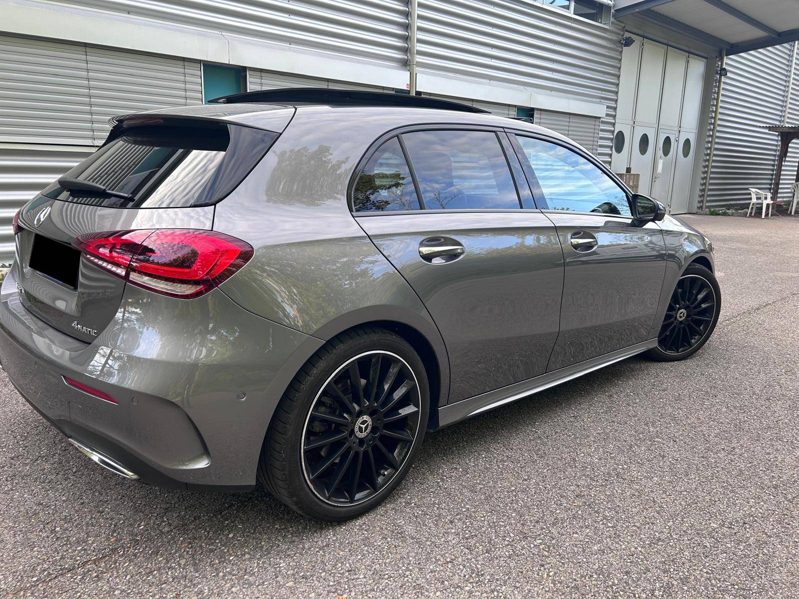MERCEDES-BENZ A 200 AMG Line 4m-image-2