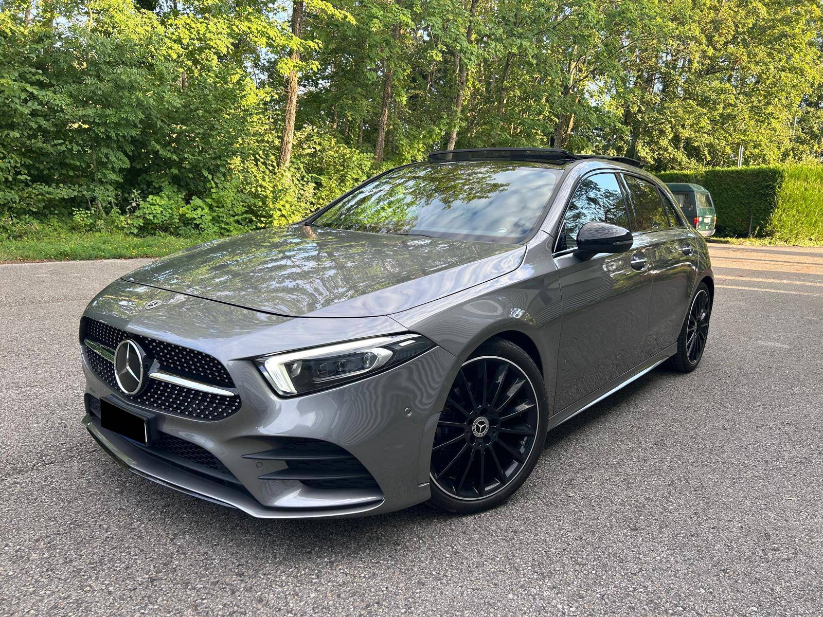MERCEDES-BENZ A 200 AMG Line 4m-image-0