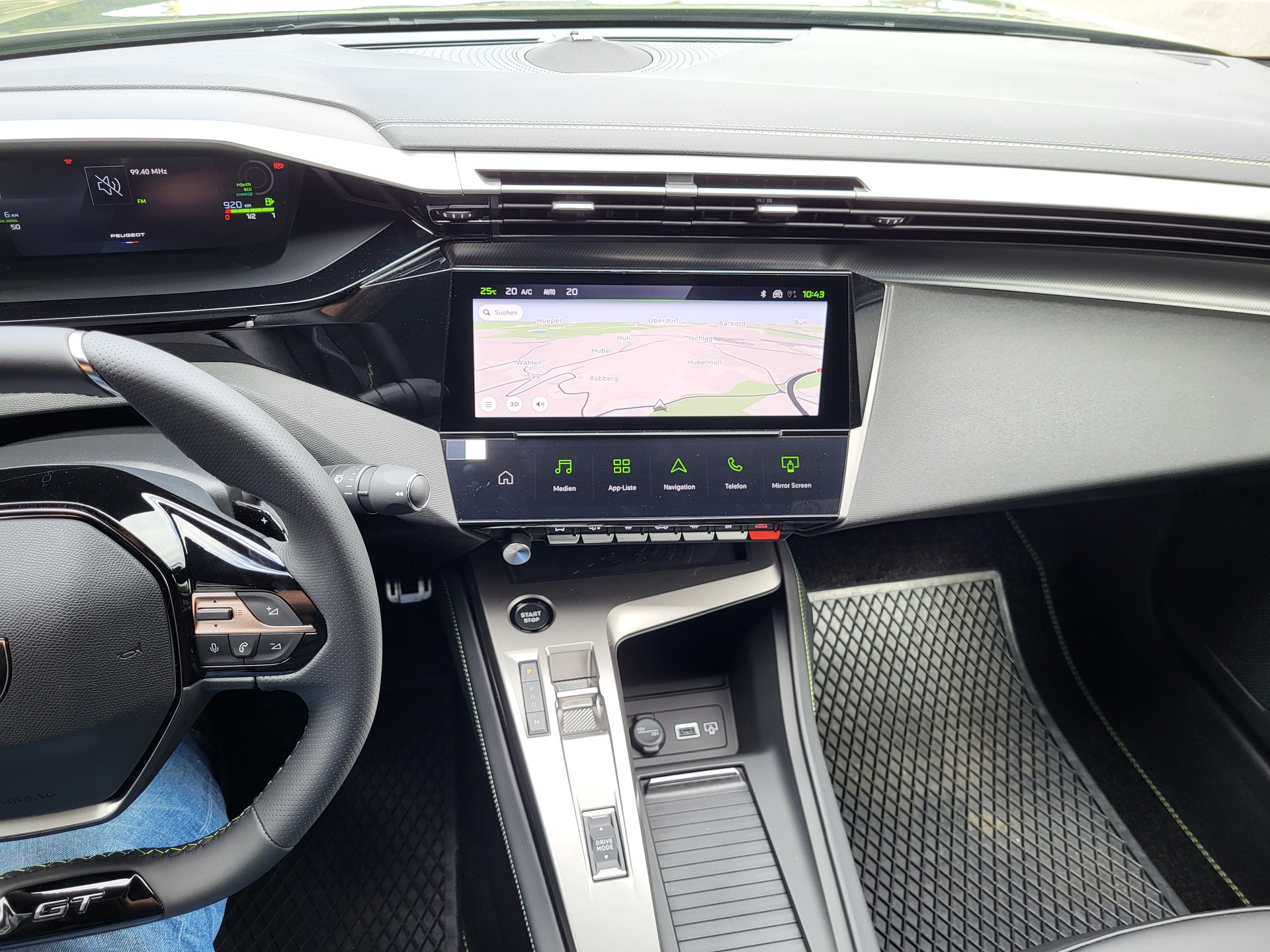 PEUGEOT 408 1.2 Hybrid 145 GT Exclusive-image-11