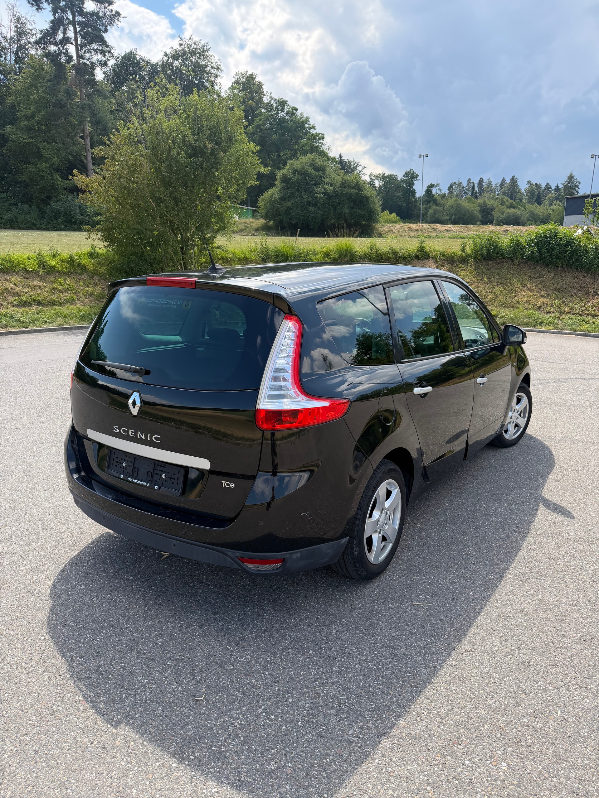 RENAULT 1.4 TCe 130 Bose Edition 5P-image-1