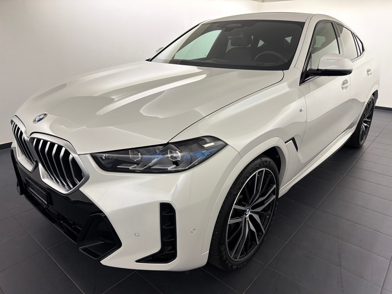 BMW X6 xDrive 48V 40d M Sport-image-0
