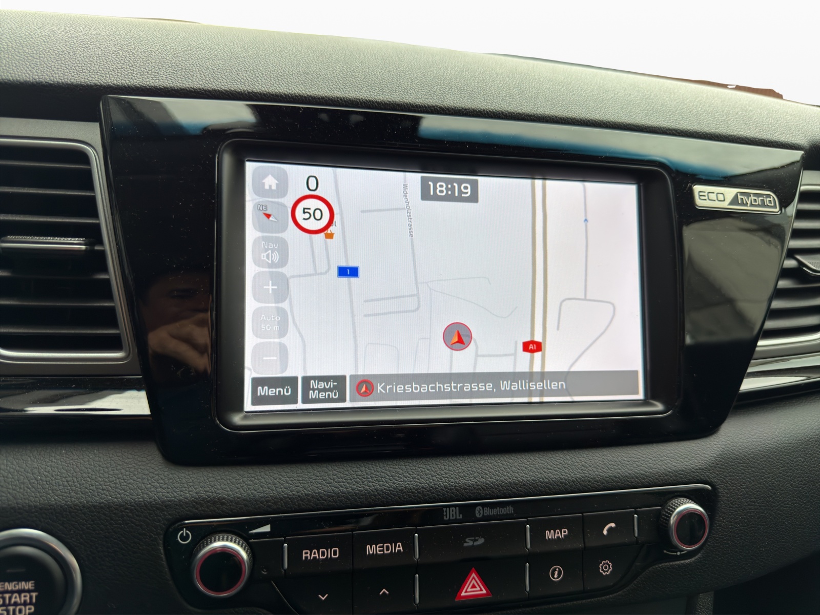 KIA Niro 1.6GDi Hybrid Style DCT-image-12