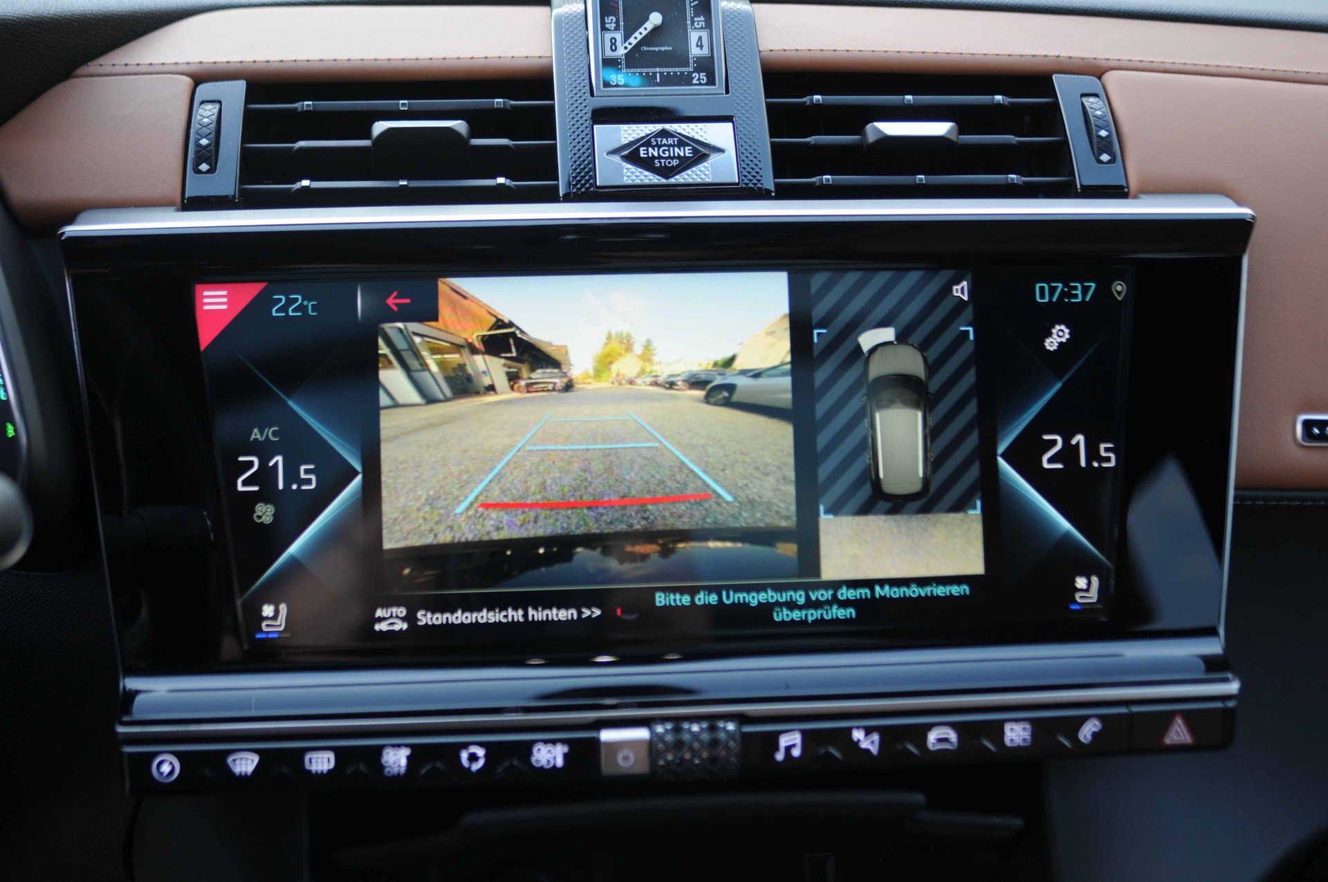 DS AUTOMOBILES DS 7 Crossback E-Tense 300 OPERA-image-16