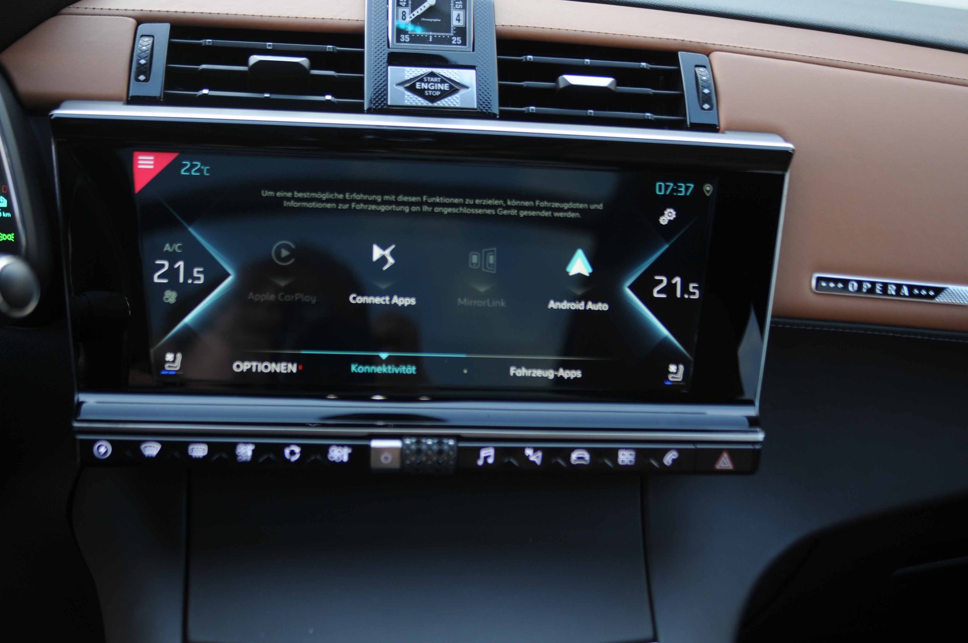 DS AUTOMOBILES DS 7 Crossback E-Tense 300 OPERA-image-15