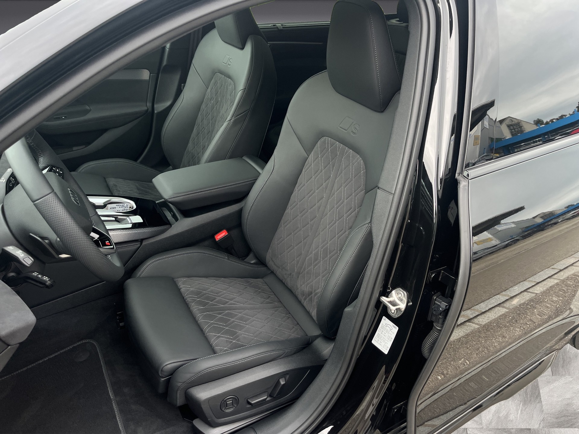 AUDI A6 Avant TFSI quattro 270 kW S tronic*New Modell*Panodach, Optikpaket-schwarz, Sportsitze, (5-Jahre Garantie)-image-10